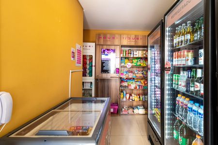 Apartamento para alugar com 36m², 2 quartos e sem vaga Apartamento para alugar com 36m², 2 quartos e sem vagaÁrea comum - Mercado