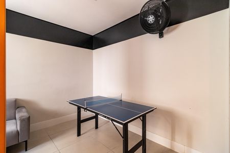 Apartamento para alugar com 36m², 2 quartos e sem vaga Apartamento para alugar com 36m², 2 quartos e sem vagaÁrea comum - Salão de Jogos