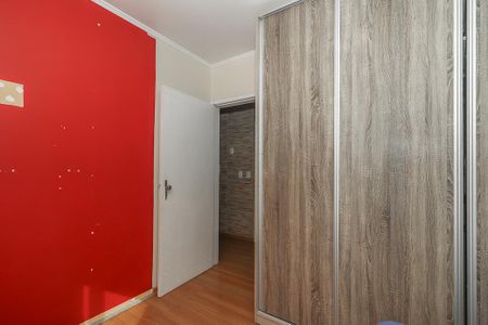 Quarto de apartamento à venda com 1 quarto, 45m² em Vila Ipiranga, Porto Alegre