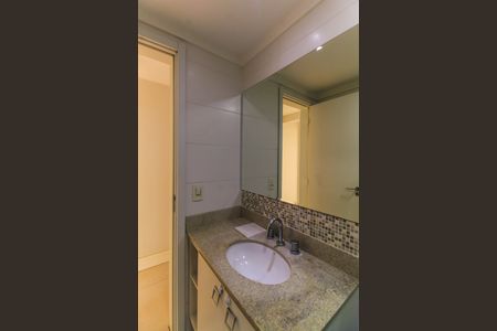 Apartamento para alugar com 110m², 3 quartos e 2 vagasBanheiro