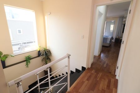 Casa à venda com 226m², 4 quartos e 5 vagasCorredor