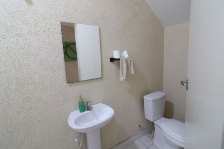 Casa à venda com 226m², 4 quartos e 5 vagasBanheiro de serviço