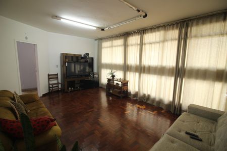 Sala de casa à venda com 3 quartos, 420m² em Novo Boa Vista, Contagem