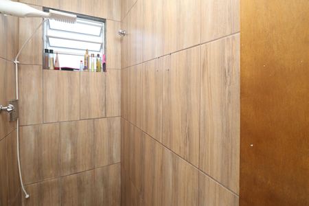 Casa à venda com 73m², 2 quartos e 1 vagaBanheiro 
