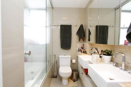 Apartamento à venda com 154m², 4 quartos e 3 vagasBanheiro da Suíte 3