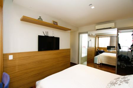 Apartamento à venda com 154m², 4 quartos e 3 vagasSuíte 3