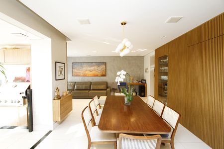 Sala de apartamento à venda com 4 quartos, 154m² em Belvedere, Belo Horizonte