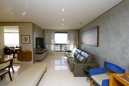 Apartamento à venda com 154m², 4 quartos e 3 vagasSala