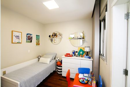 Apartamento à venda com 154m², 4 quartos e 3 vagasSuíte 2