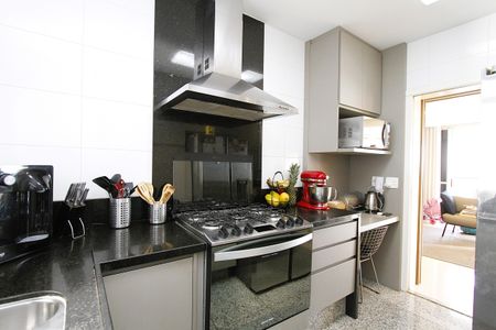 Apartamento à venda com 154m², 4 quartos e 3 vagasCozinha