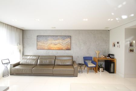 Apartamento à venda com 154m², 4 quartos e 3 vagasSala