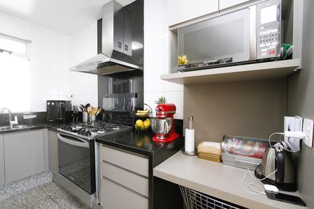 Apartamento à venda com 154m², 4 quartos e 3 vagasCozinha