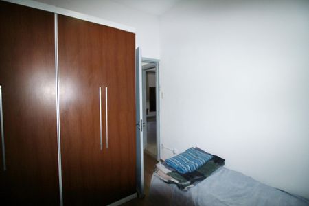 Apartamento à venda com 60m², 3 quartos e 2 vagasQuarto 2