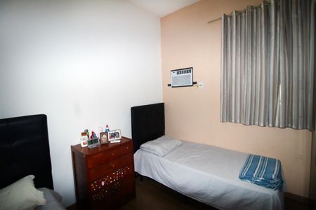 Apartamento à venda com 60m², 3 quartos e 2 vagasQuarto 2