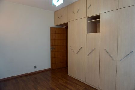 Casa à venda com 200m², 3 quartos e 1 vagaSuíte
