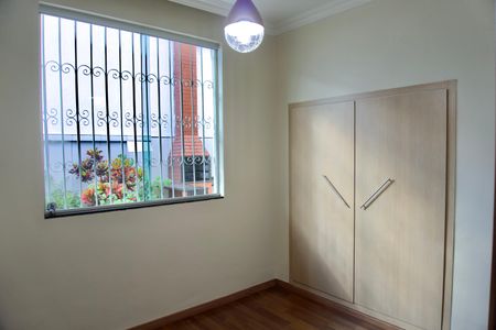Casa à venda com 200m², 3 quartos e 1 vagaQuarto 3