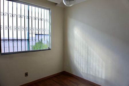 Casa à venda com 200m², 3 quartos e 1 vagaQuarto 2