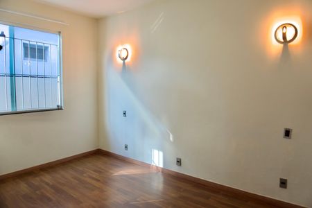Casa à venda com 200m², 3 quartos e 1 vagaSuíte