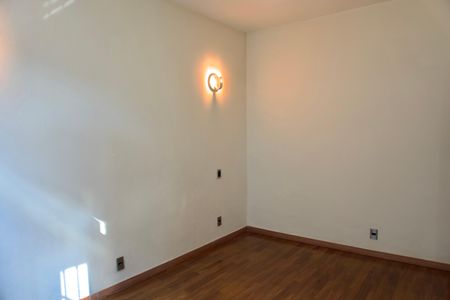 Casa à venda com 200m², 3 quartos e 1 vagaSuíte