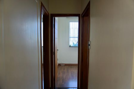 Casa à venda com 200m², 3 quartos e 1 vagaCorredor