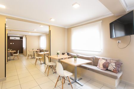 Apartamento à venda com 32m², 2 quartos e sem vagaÁrea comum - Salão de festas