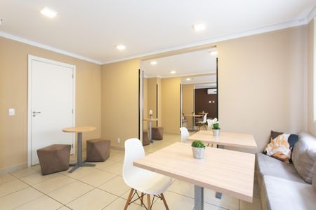 Apartamento à venda com 32m², 2 quartos e sem vagaÁrea comum - Salão de festas