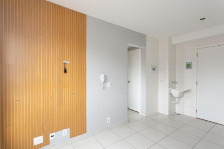 Sala de apartamento para alugar com 2 quartos, 32m² em Itaquera, São Paulo