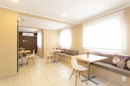 Apartamento à venda com 32m², 2 quartos e sem vagaÁrea comum - Salão de festas