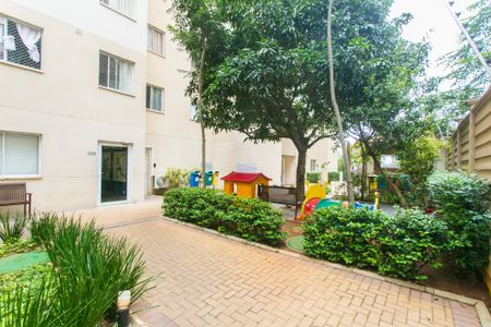 Apartamento à venda com 32m², 2 quartos e sem vagaÁrea comum 