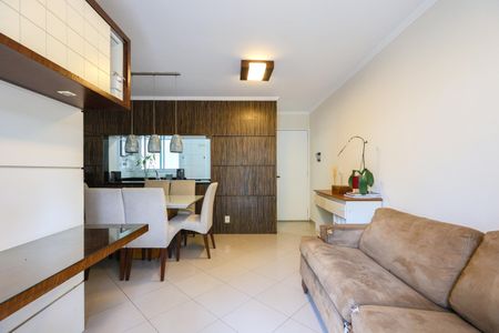 Sala de apartamento para alugar com 3 quartos, 79m² em Vila Andrade, São Paulo