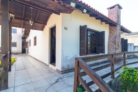 Casa para alugar com 340m², 4 quartos e 2 vagasFachada