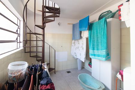 Casa para alugar com 340m², 4 quartos e 2 vagasÁrea de Serviço