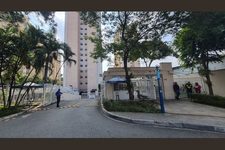 Apartamento à venda com 76m², 3 quartos e 2 vagasFachada