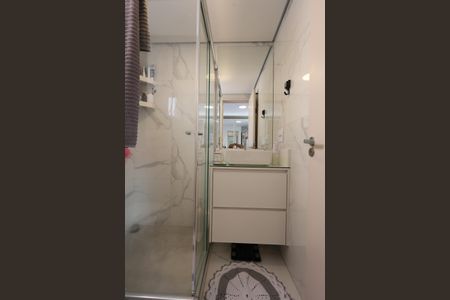 Apartamento à venda com 76m², 3 quartos e 2 vagasBanheiro da Suíte