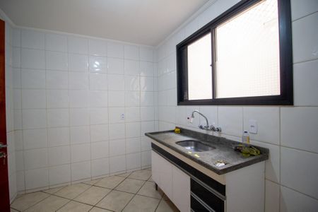 Apartamento para alugar com 118m², 3 quartos e 2 vagasCozinha