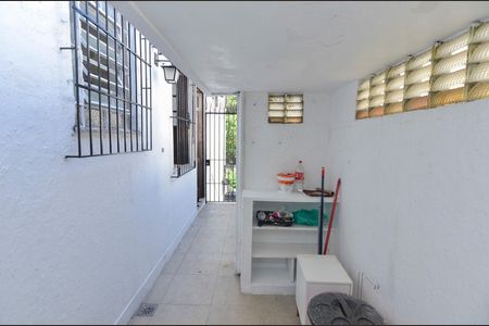 Apartamento à venda com 75m², 3 quartos e sem vagaÁrea de Serviço