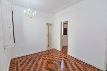 Apartamento à venda com 75m², 3 quartos e sem vagaSala