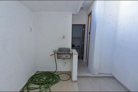 Apartamento à venda com 75m², 3 quartos e sem vagaÁrea de Serviço