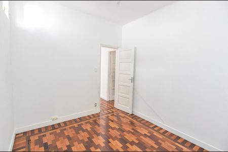 Apartamento à venda com 75m², 3 quartos e sem vagaQuarto 1