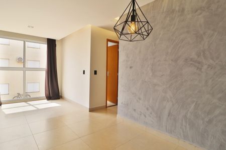 Sala de apartamento para alugar com 2 quartos, 62m² em Novo Mundo, Uberlândia