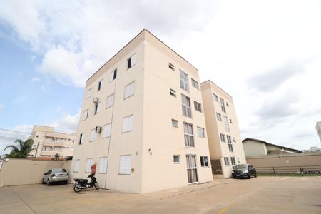 Apartamento para alugar com 62m², 2 quartos e 2 vagasFachada