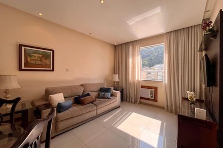 Sala  de apartamento para alugar com 3 quartos, 79m² em Copacabana, Rio de Janeiro