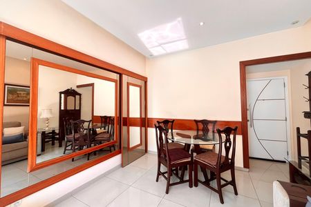 Sala  de apartamento para alugar com 3 quartos, 79m² em Copacabana, Rio de Janeiro