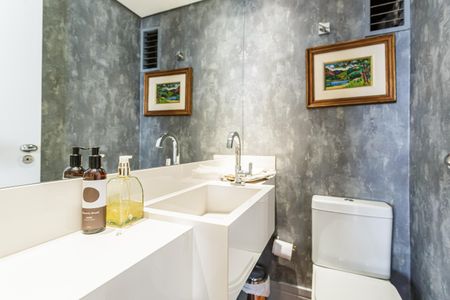 Apartamento à venda com 190m², 4 quartos e 3 vagas Apartamento à venda com 190m², 4 quartos e 3 vagasLavabo