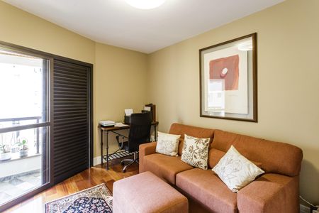 Apartamento à venda com 190m², 4 quartos e 3 vagas Apartamento à venda com 190m², 4 quartos e 3 vagasSuíte 1