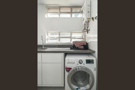 Apartamento à venda com 107m², 2 quartos e 2 vagasÁrea de Serviço