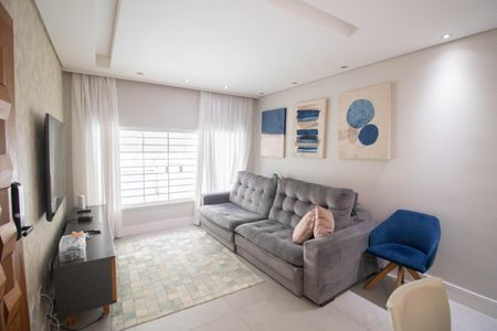 SALA de casa à venda com 3 quartos, 140m² em Vila Prado, São Paulo