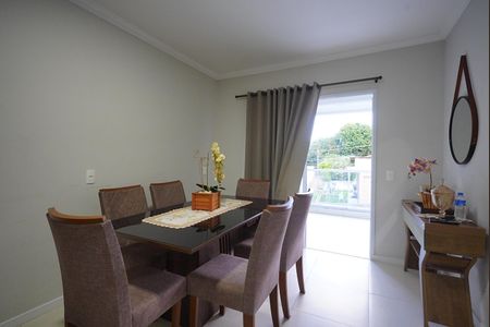Sala de apartamento para alugar com 2 quartos, 70m² em Ingleses Norte, Florianópolis