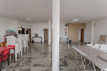 Apartamento à venda com 60m², 2 quartos e sem vagaÁrea comum - Salão de festas