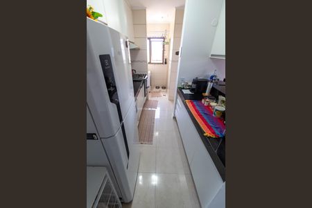 Apartamento à venda com 92m², 3 quartos e 2 vagasCOZINHA